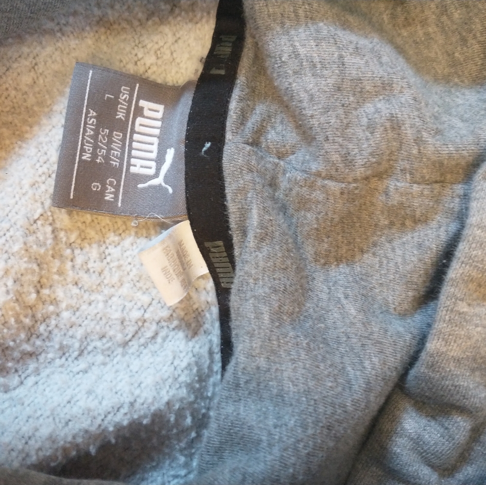 Grey PUMA Hoodie with wrap around Puma image. Large - Picture 3 of 6